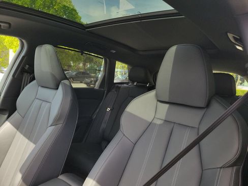 New 2027 Audi Q6 e-tron Premium Plus AWD/4WD image 16