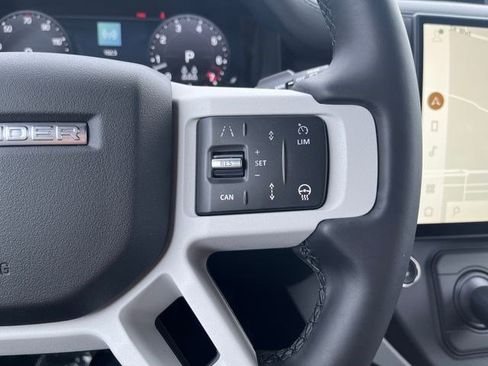 New 2026 Land Rover Defender 130 X-Dynamic SE AWD/4WD image 28