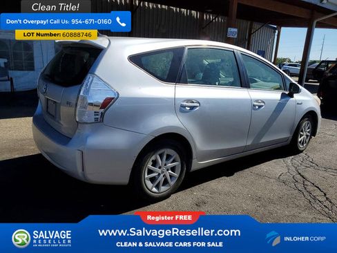 Used 2012 Toyota Prius V Three FWD image 4