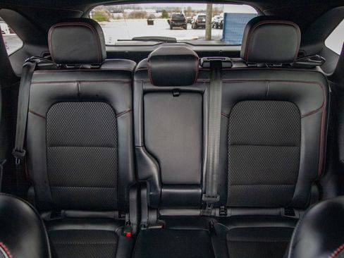 Used 2025 Ford Escape ST-Line image 25