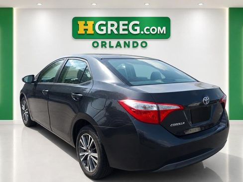 Used 2016 Toyota Corolla LE FWD image 2