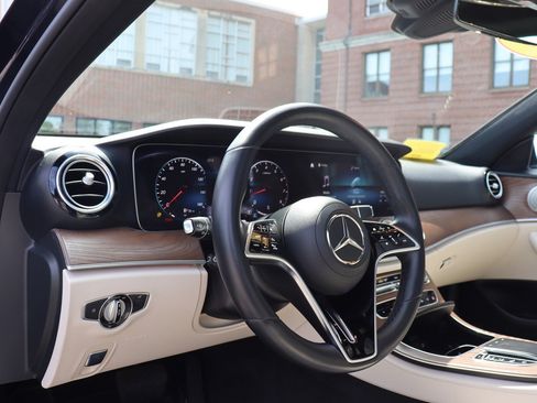Used 2023 Mercedes-Benz E 350 4MATIC Sedan image 10