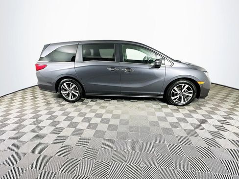 Used 2023 Honda Odyssey Touring image 11
