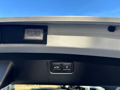 Used 2025 Genesis GV70 2.5T image 28