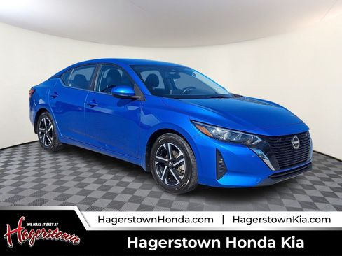 Used 2024 Nissan Sentra SV FWD image 1