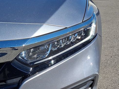 Used 2020 Honda Accord LX image 9