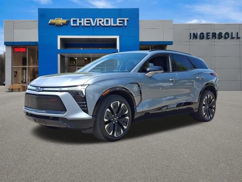 Used 2025 Chevrolet Blazer EV RS AWD/4WD image 33