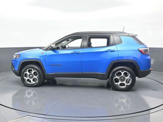 Used 2022 Jeep Compass Trailhawk video 3