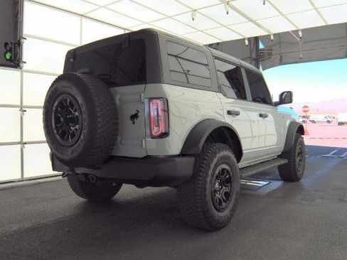 Used 2024 Ford Bronco Wildtrak image 3