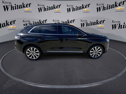 Used 2019 Lincoln Nautilus Select image 9