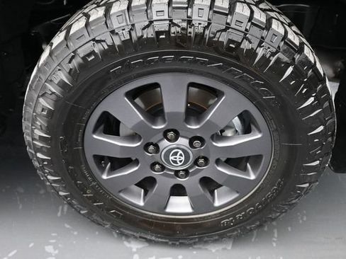 Used 2027 Toyota Land Cruiser w/ Premium Package AWD/4WD image 18