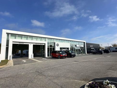 Used 2024 Chevrolet Silverado 2500 High Country image 47