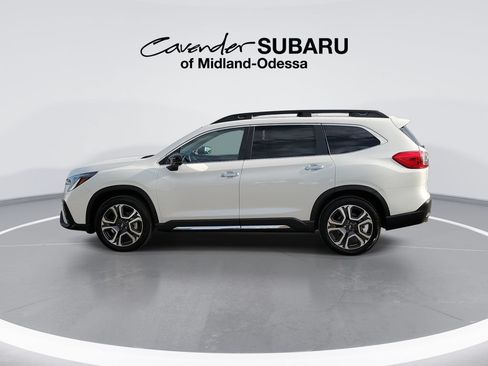 Used 2025 Subaru Ascent Touring AWD/4WD image 5