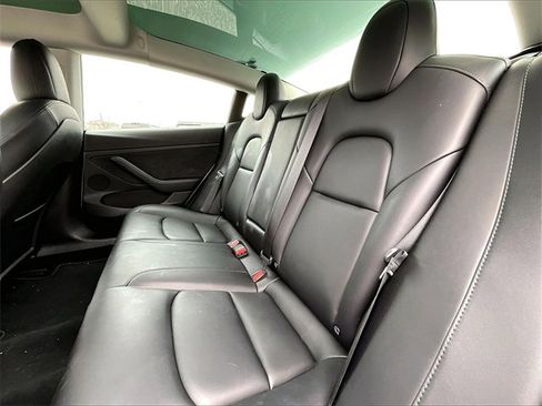 Used 2022 Tesla Model 3 Long Range image 14