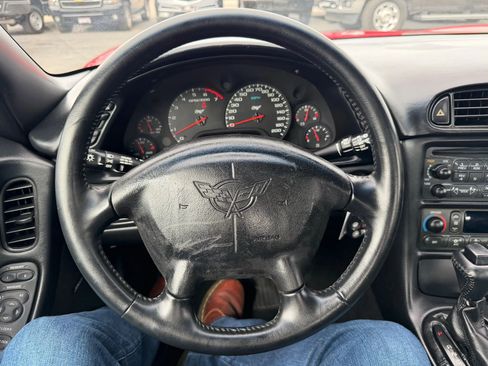 Used 2003 Chevrolet Corvette Convertible w/ Preferred Equipment Group1 RWD image 9