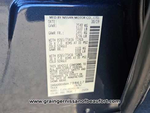 Used 2019 Nissan Frontier PRO-4X image 7