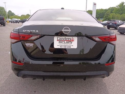 Used 2025 Nissan Sentra SV w/ Trunk Package FWD image 4