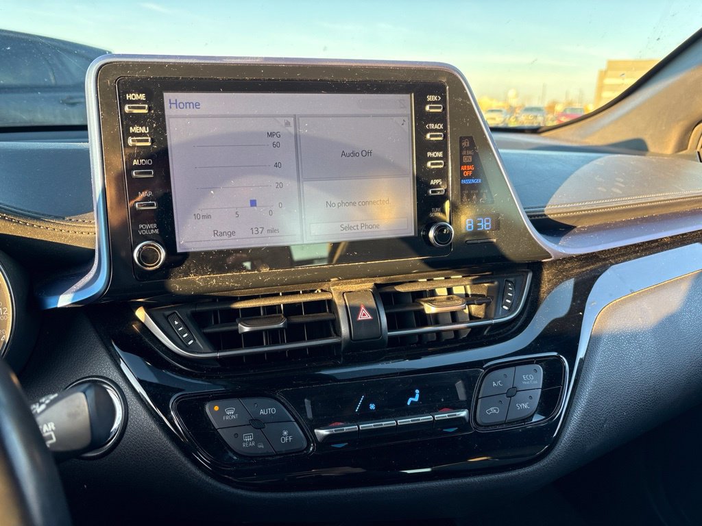 Used 2019 Toyota C-HR XLE FWD image 21