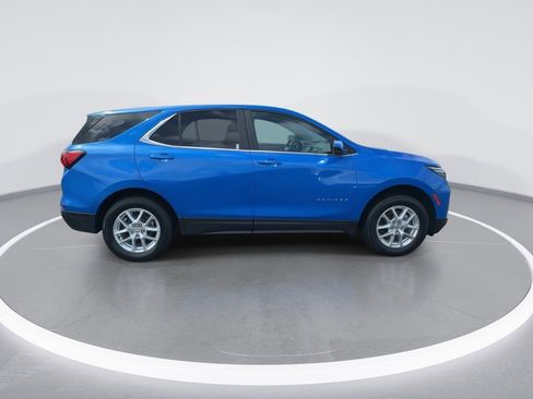 Used 2024 Chevrolet Equinox LT w/ LPO, Floor Liner Package AWD/4WD image 9