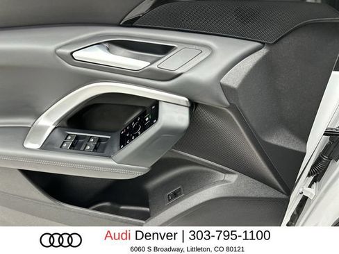 Used 2025 Audi Q5 Premium w/ Convenience Package AWD/4WD image 13