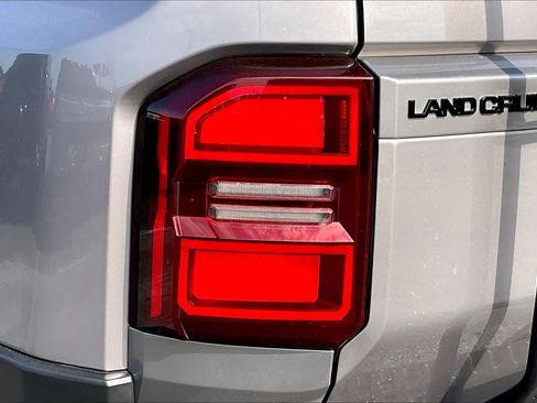 Used 2025 Toyota Land Cruiser w/ Premium Package AWD/4WD image 28