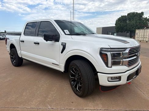 Used 2025 Ford F150 Platinum w/ Equipment Group 703A Plus AWD/4WD image 6