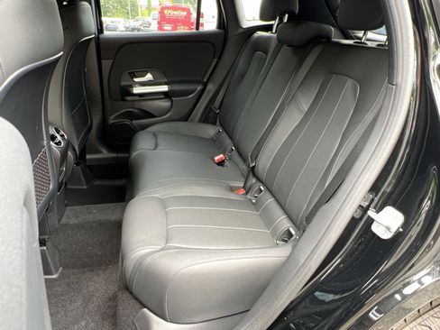 Certified 2025 Mercedes-Benz GLA 250 4MATIC image 23