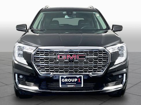 Used 2023 GMC Terrain Denali w/ Black Diamond Edition image 4