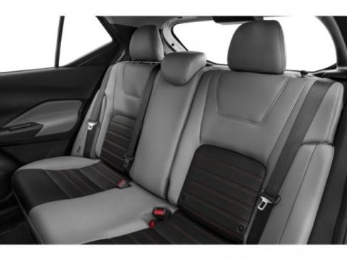 Used 2023 Nissan Kicks SR image 27