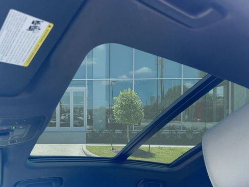 Used 2023 Audi Q3 2.0T Premium w/ Convenience Package image 16