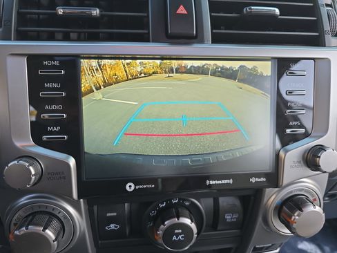 Used 2020 Toyota 4Runner SR5 Premium image 23