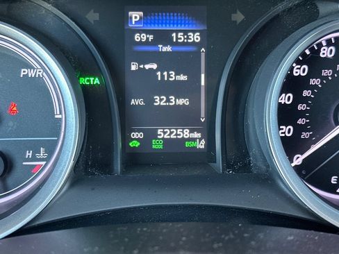 Certified 2022 Toyota Camry LE FWD image 29