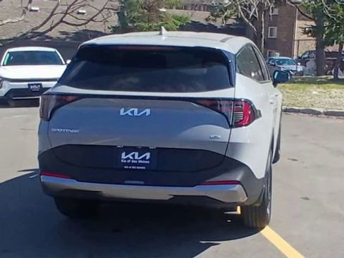 New 2026 Kia Sportage S image 2