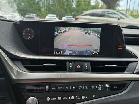 Used 2021 Lexus ES 350 w/ Premium Package FWD image 17