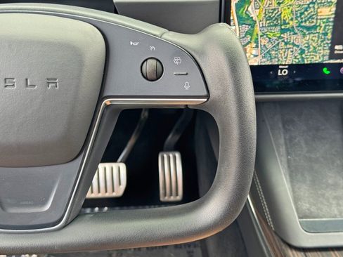 Used 2023 Tesla Model X AWD/4WD image 19