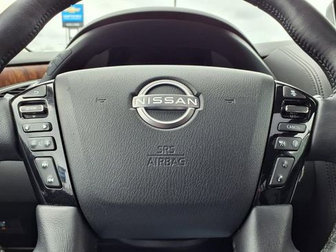 Used 2024 Nissan Armada SL w/ Captain's Chairs Package AWD/4WD image 16