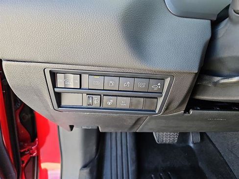 Used 2024 Toyota Sequoia Limited image 19