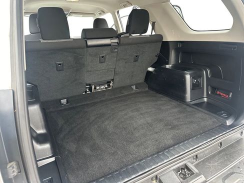 Used 2024 Toyota 4Runner SR5 image 29