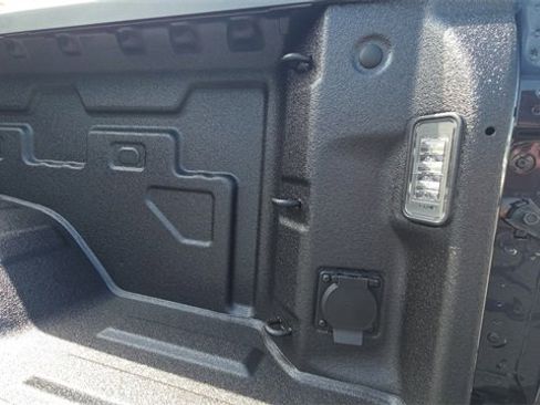 New 2025 GMC Sierra 2500 Denali w/ Denali Reserve Package image 24