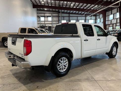 Used 2017 Nissan Frontier SV AWD/4WD image 8