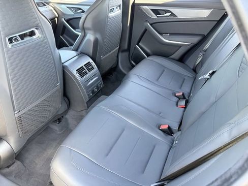 Used 2022 Jaguar F-PACE SVR AWD/4WD image 26