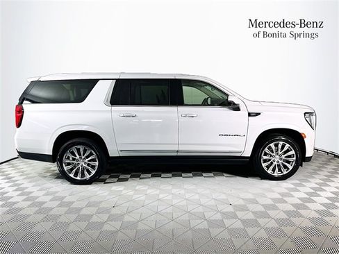 Used 2023 GMC Yukon XL Denali image 8