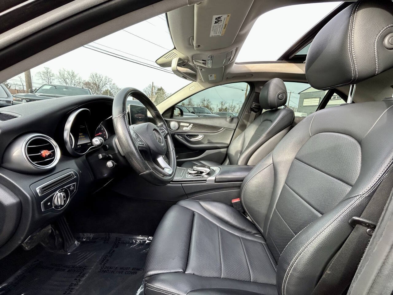 Used 2015 Mercedes-Benz C 300 4MATIC Sedan image 9