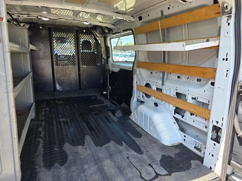 Used 2020 Ford Transit 250 Low Roof w/ Exterior Upgrade Package RWD image 23