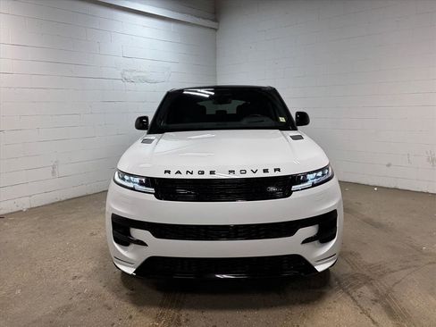 New 2026 Land Rover Range Rover Sport Dynamic SE AWD/4WD image 3