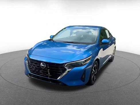 Used 2025 Nissan Sentra SV FWD image 7