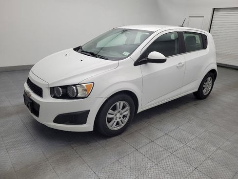 Used 2016 Chevrolet Sonic LT FWD image 2