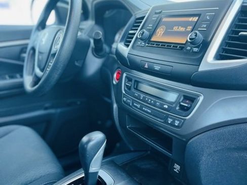 Used 2019 Honda Ridgeline Sport image 26