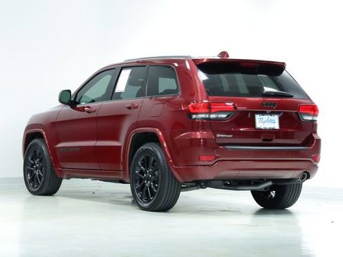 Used 2020 Jeep Grand Cherokee Altitude image 6