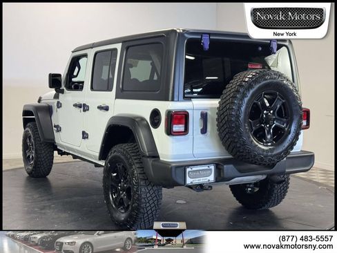 Used 2021 Jeep Wrangler Unlimited Sport AWD/4WD image 8